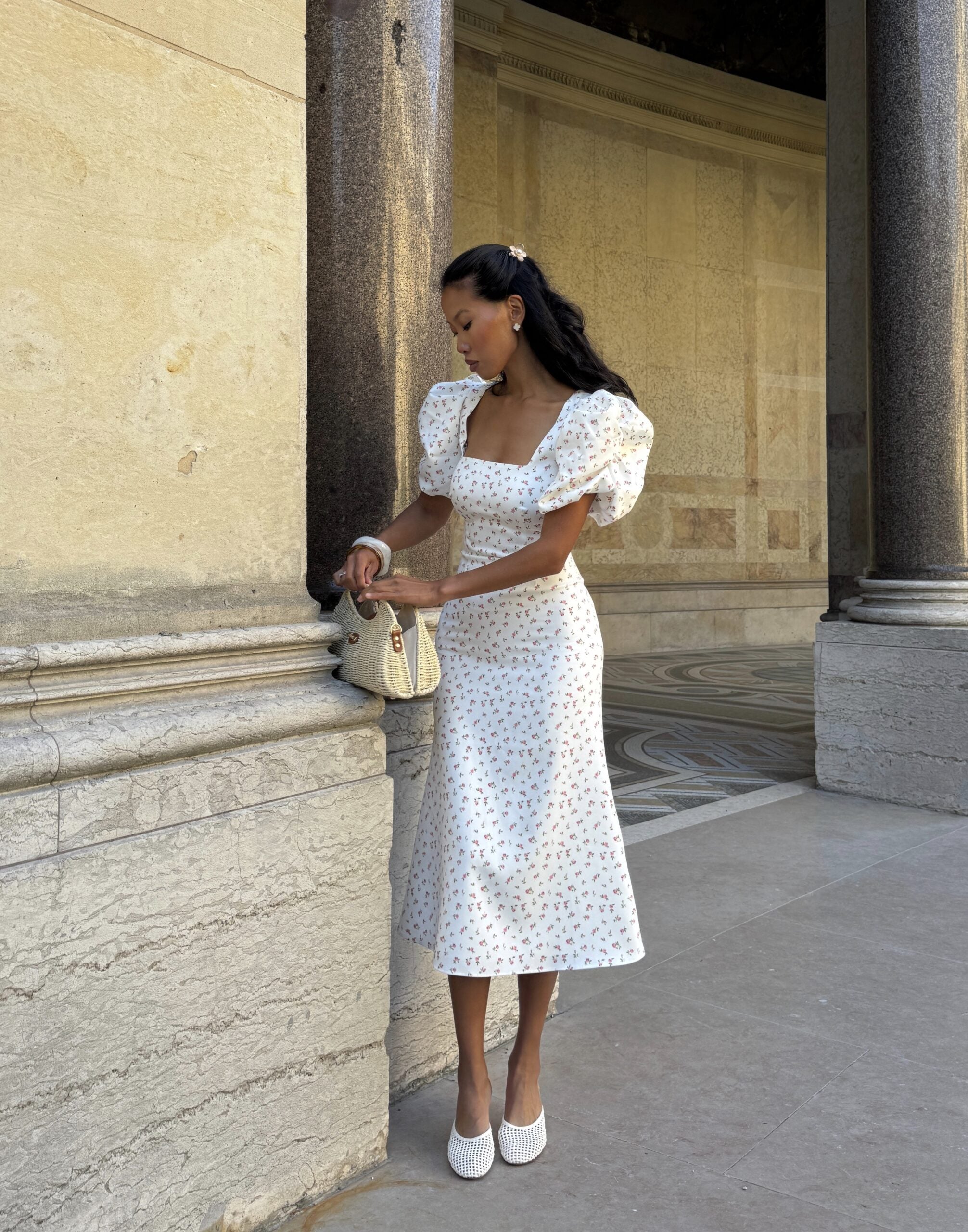 Midi dress with square neckline