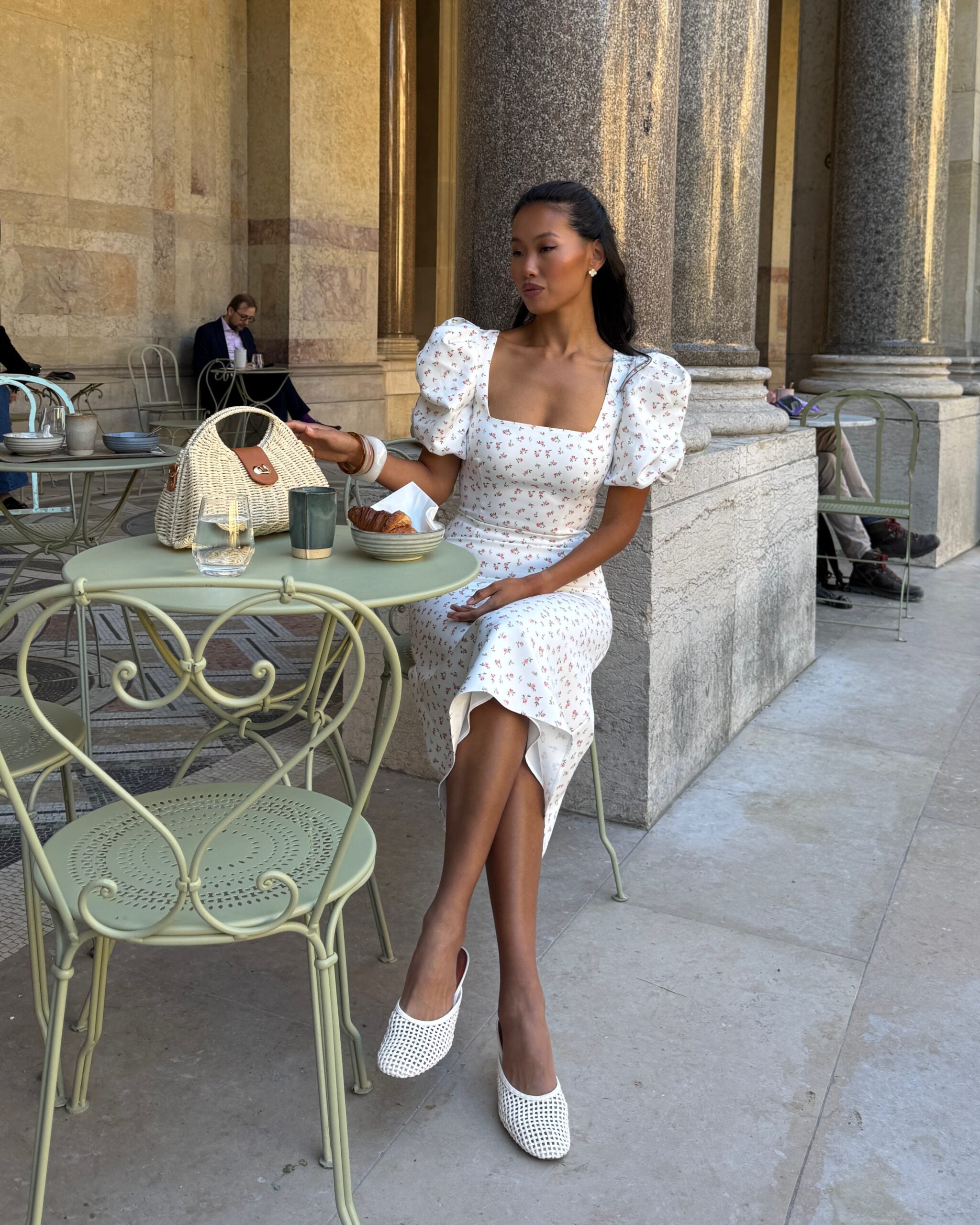 Midi dress with square neckline