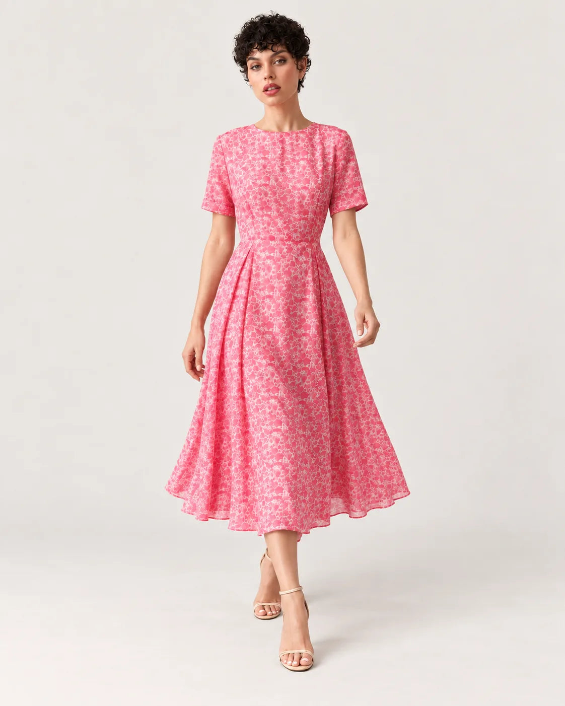 Fitted midi dress with short sleeves — walking