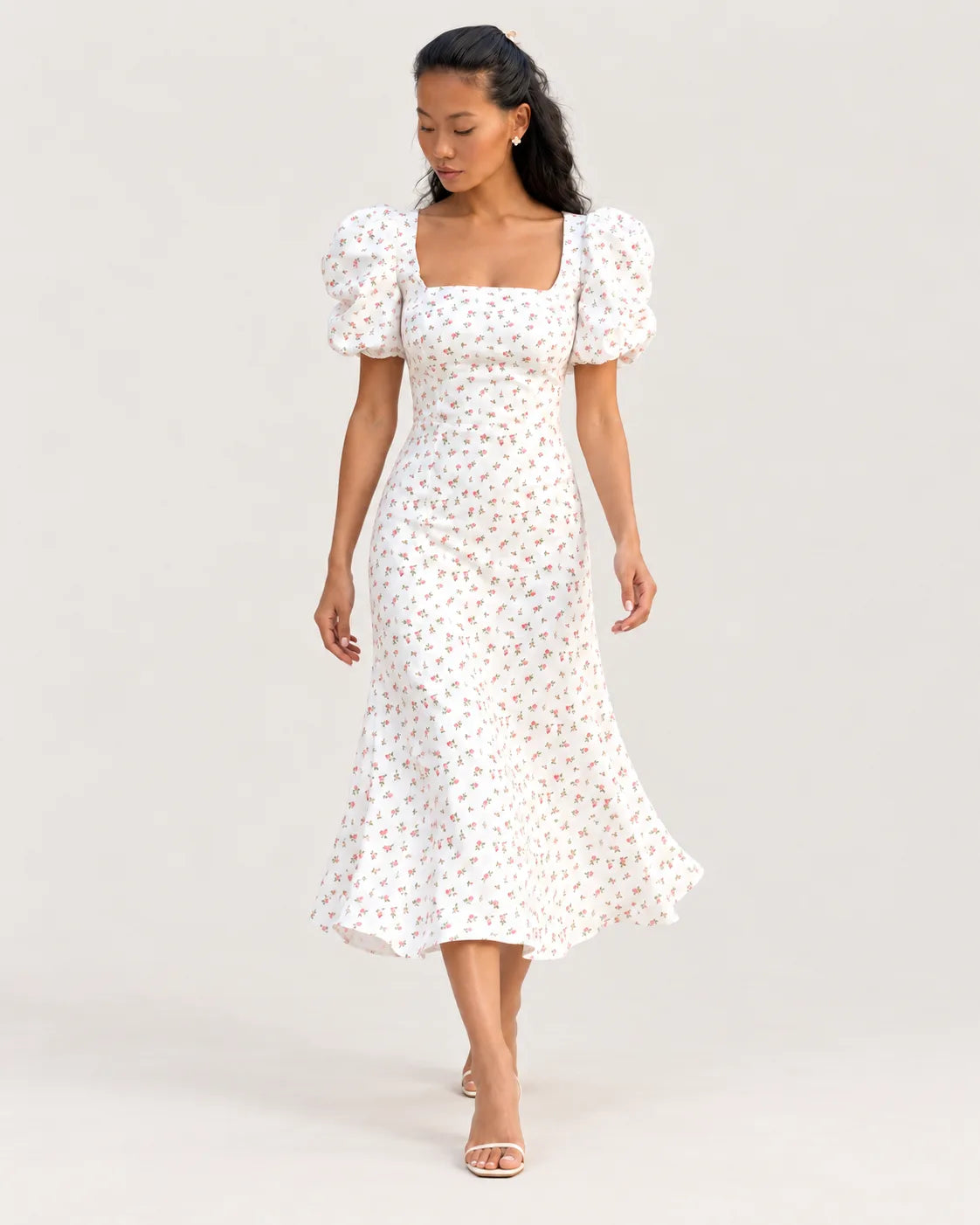 Midi dress with square neckline — walking