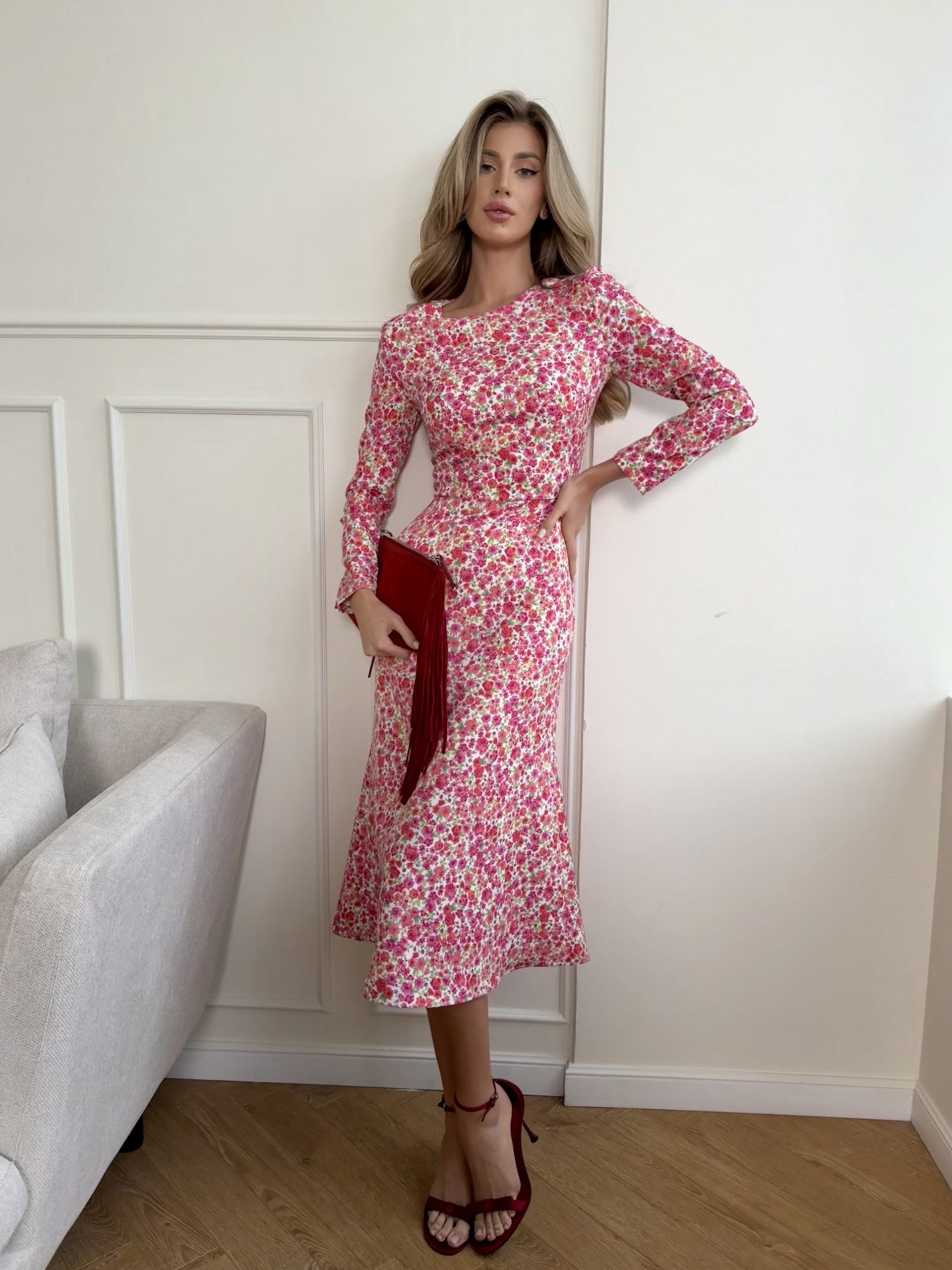 Long Sleeve Silhouette Midi Dress