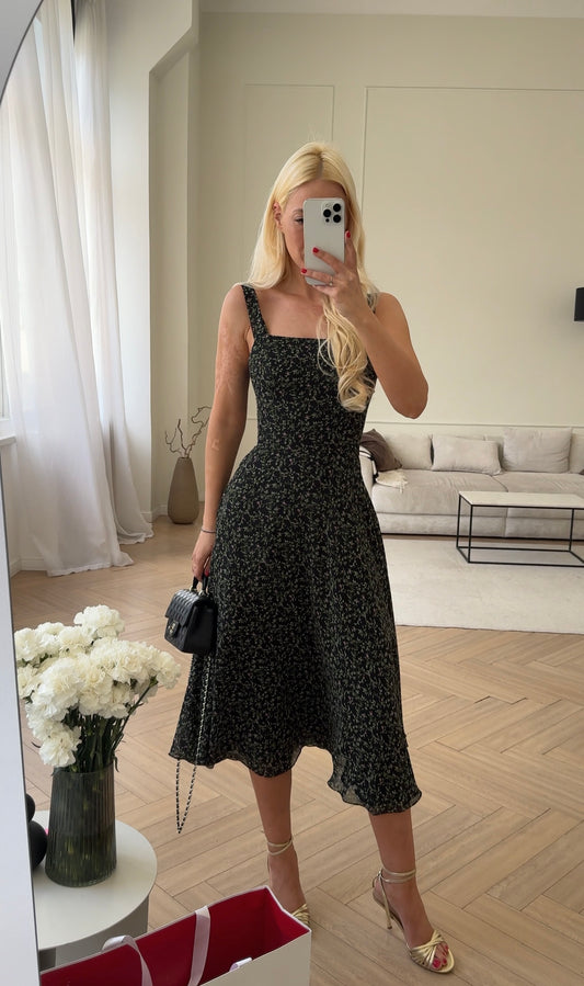 Midi dress with wide straps