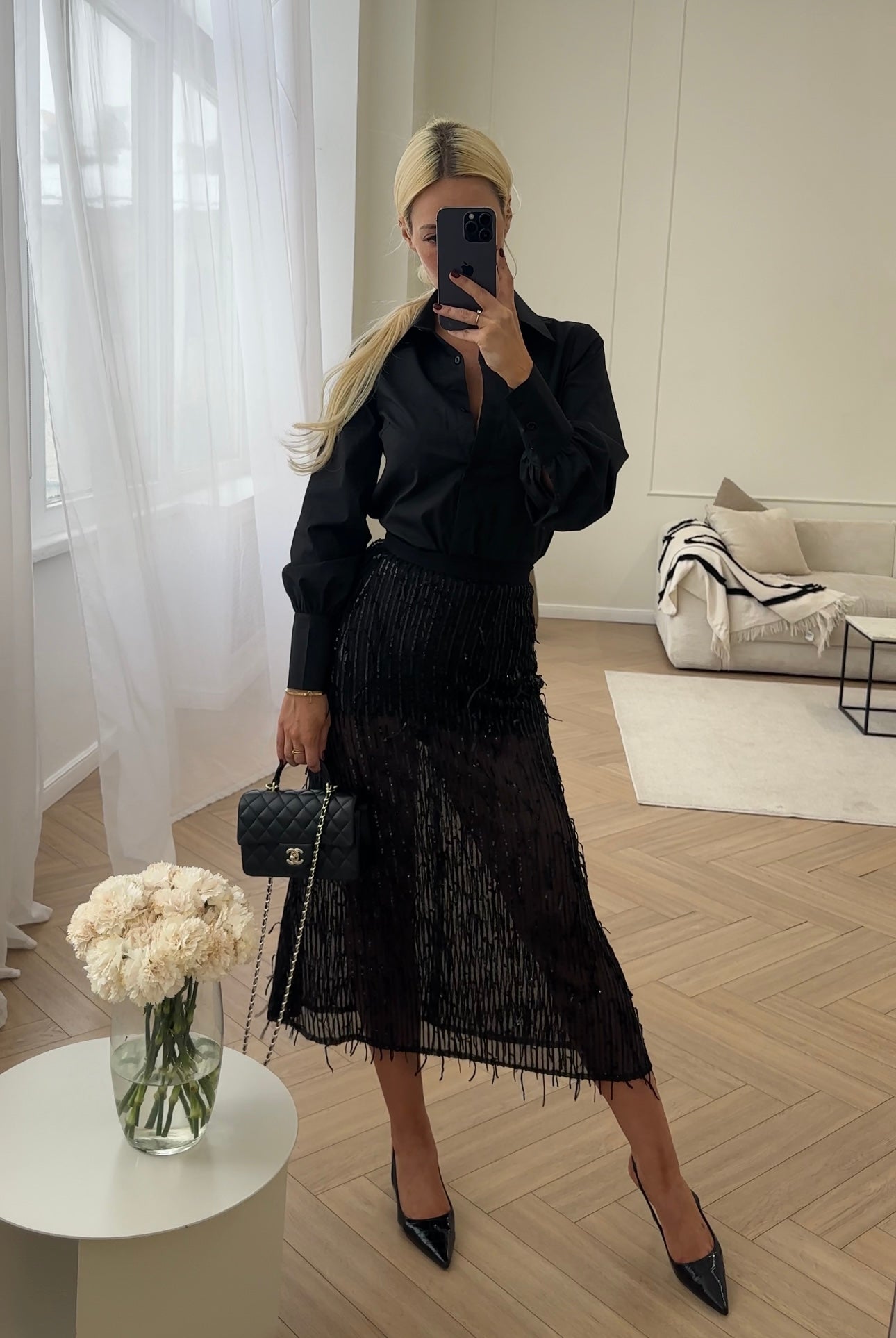 Midi skirt with sequins