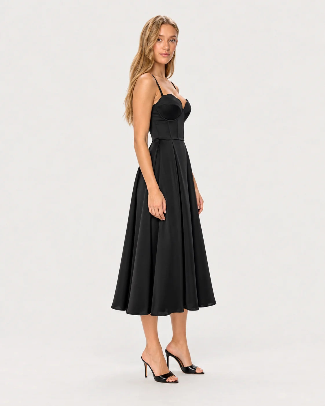 Dress Limited with a pleated midi skirt — side view