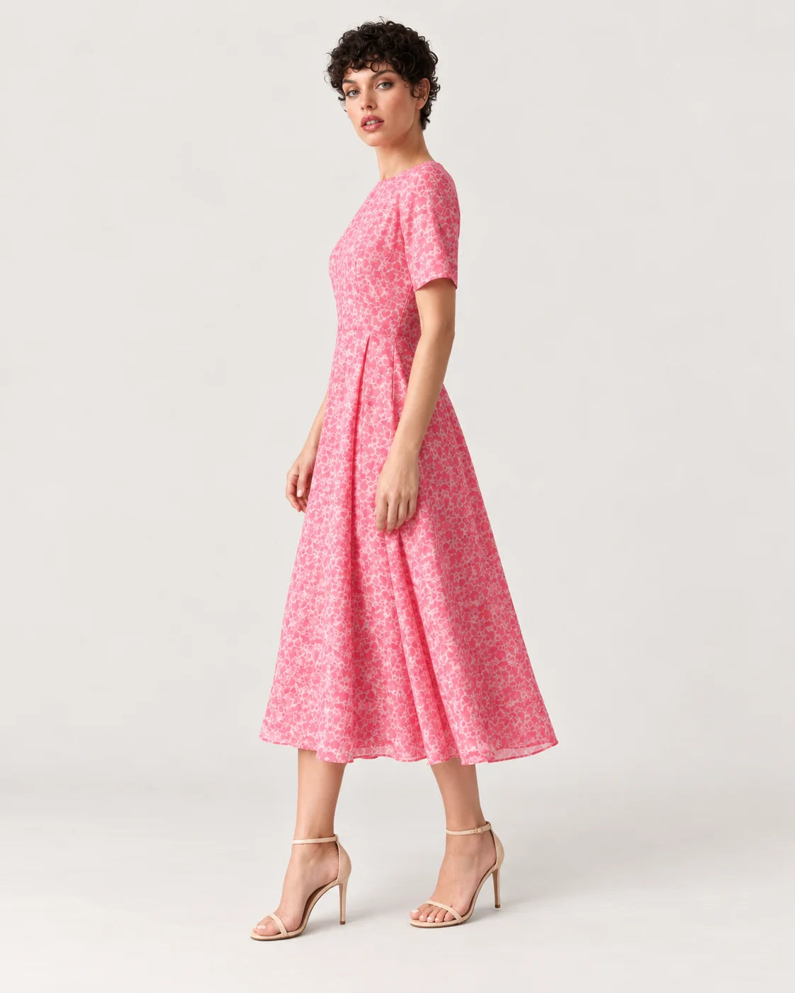 Fitted midi dress with short sleeves — side view