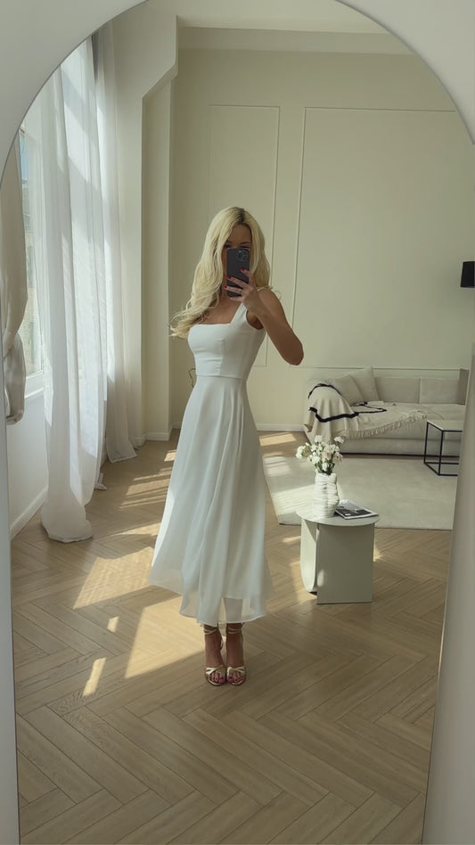 Midi dress with bob neckline (white)