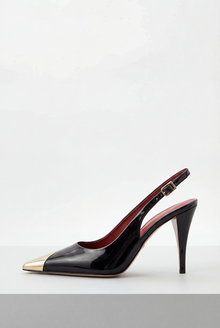 Pumps with a metal insert are open - Clipse Brand