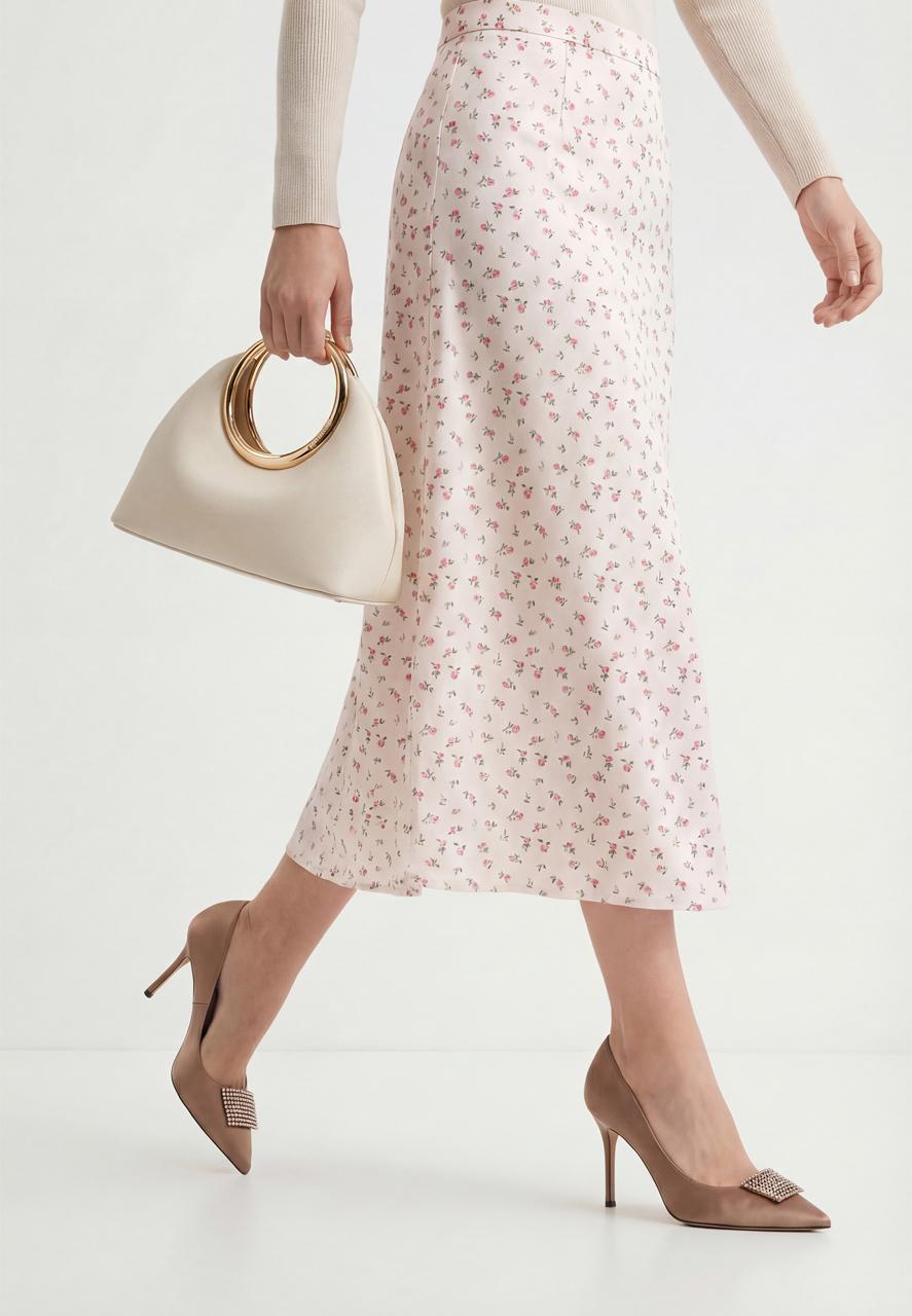 Pumps with decorative detail - Clipse Brand
