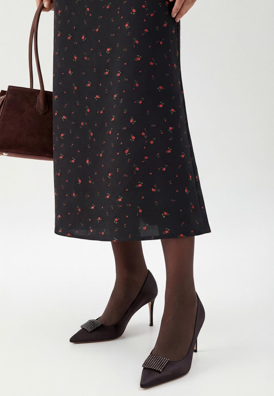 Pumps with decorative detail - Clipse Brand